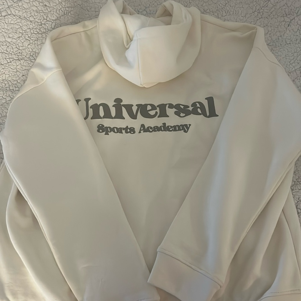 Pretty Little thing women’s large graphic hoodie